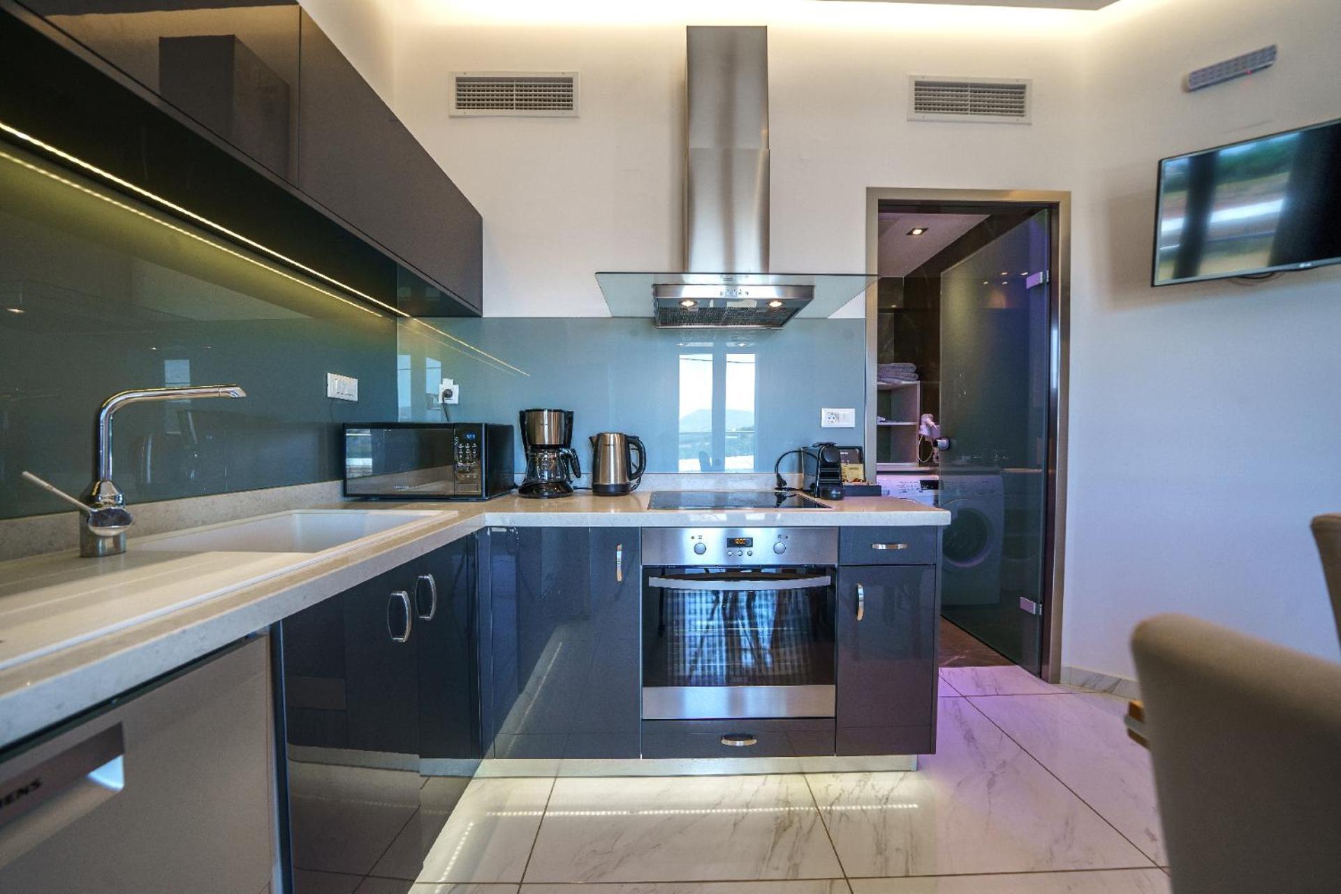 Elysian Apartament *